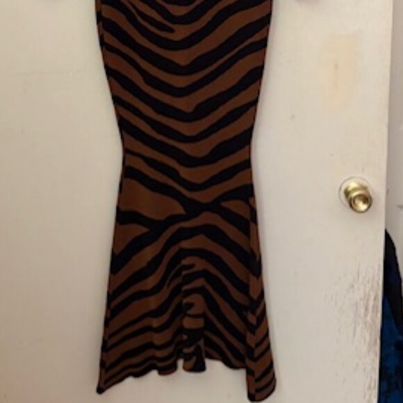 Fashion Nova Tiger Print Sweater Dress, Sz L, NWOT - Picture 6 of 8